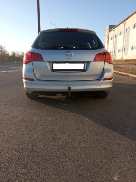 Opel Astra J, 2011 г.
