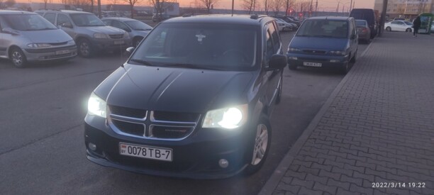Dodge Grand Caravan V, 7 мест, 2011 г.