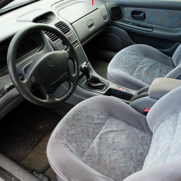 Renault Laguna I · Рестайлинг, 2000 г.