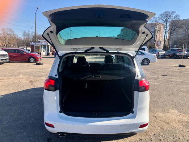 Opel Zafira C · Рестайлинг, 2017 г.