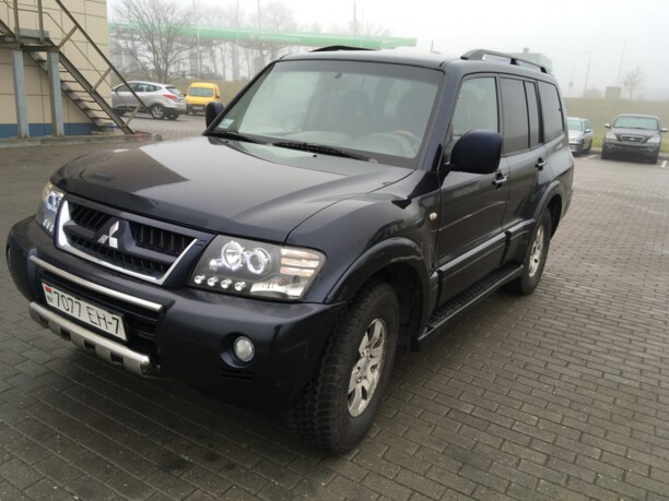 Mitsubishi Pajero III, 7 мест, 2003 г.