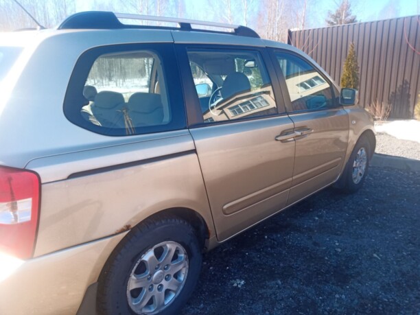 Kia Carnival II, 7 мест, 2007 г.