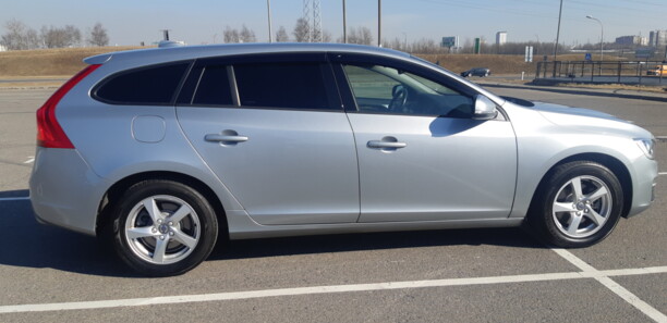 Volvo V60 I · Рестайлинг, 2017 г.