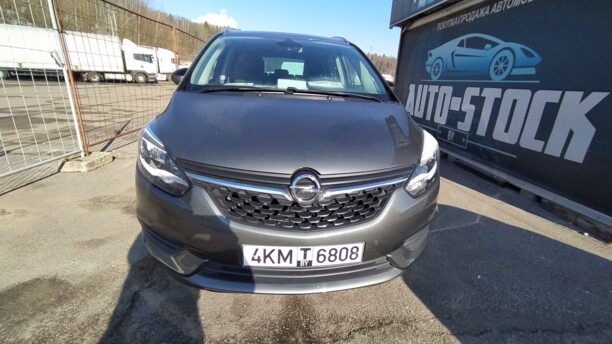 Opel Zafira C · Рестайлинг, 2017 г.