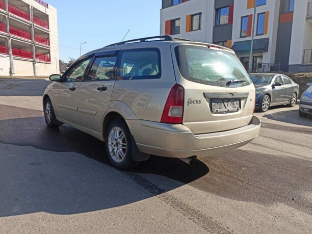 Ford Focus I · Рестайлинг, 2002 г.