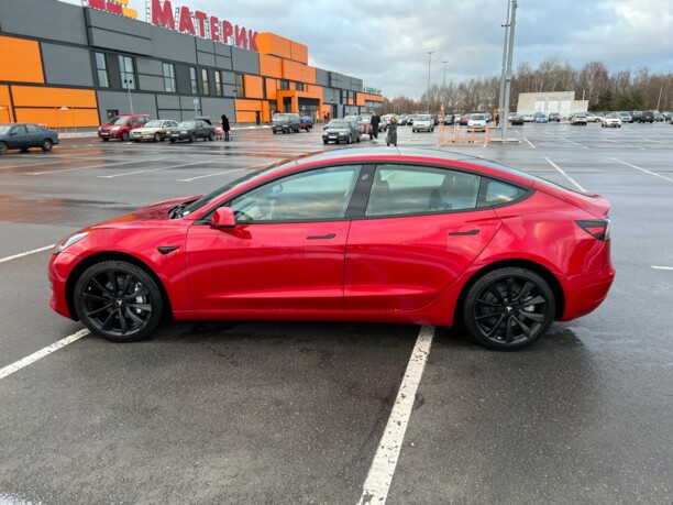 Tesla Model 3, 2020 г.