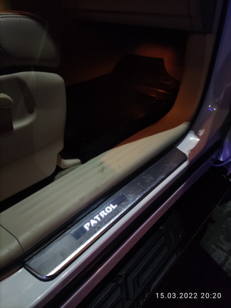 Nissan Patrol Y62, 7 мест, 2011 г.