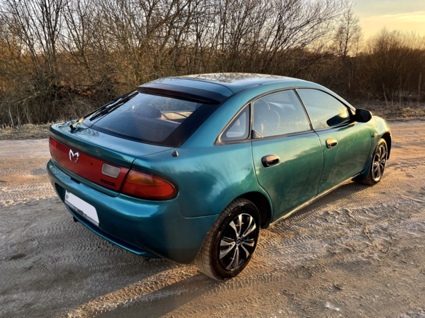 Mazda 323F, 1996 г.