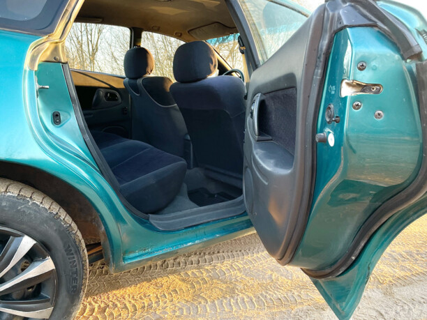 Mazda 323F, 1996 г.