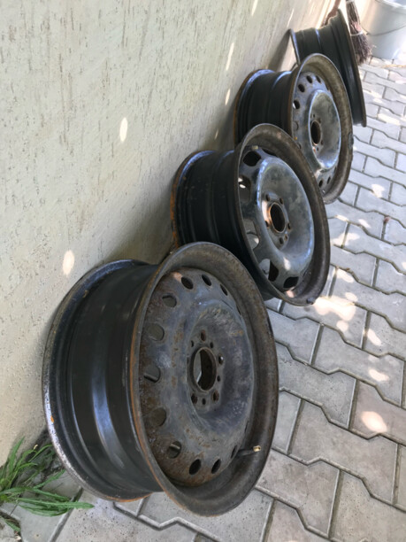 Volvo R15 195/65 15x15 5x108 4 шт.