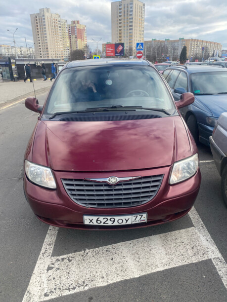 Chrysler Voyager IV, 7 мест, 2001 г.