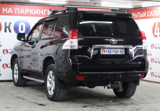 Toyota Land Cruiser Prado J150, 7 мест, 2011 г.