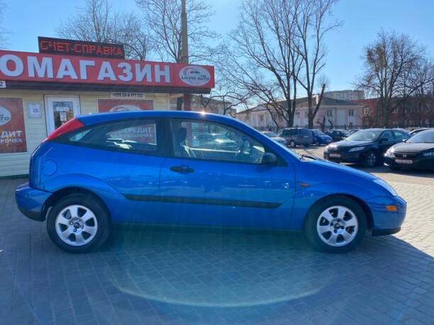 Ford Focus I · Рестайлинг, 2002 г.