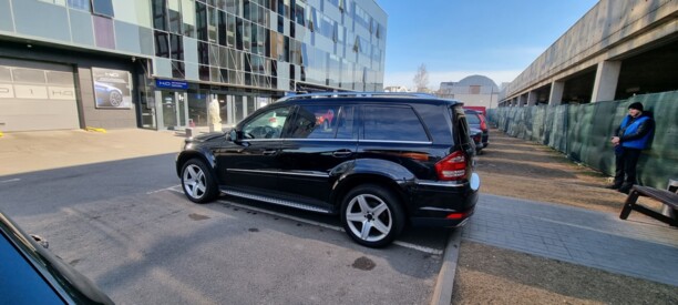 Mercedes-Benz GL-Класс X164 (Рестайлинг), 7 мест, 2010 г.