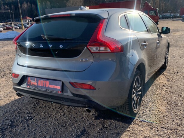 Volvo V40 II · Рестайлинг, 2018 г.