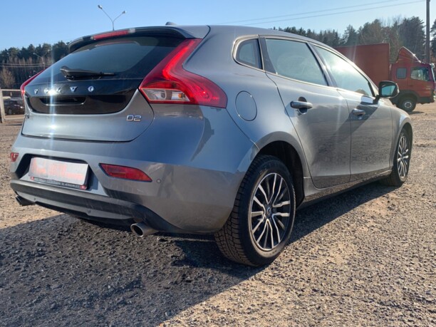 Volvo V40 II · Рестайлинг, 2018 г.