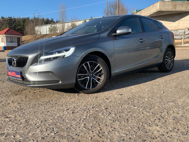 Volvo V40 II · Рестайлинг, 2018 г.
