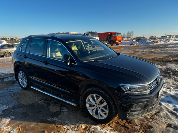Volkswagen Tiguan II, 2020 г.