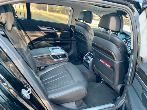 BMW 7 серия G12 (Long), 2017 г.
