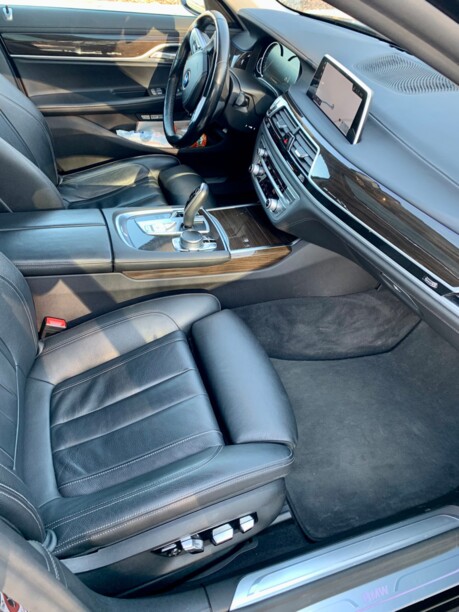 BMW 7 серия G12 (Long), 2017 г.