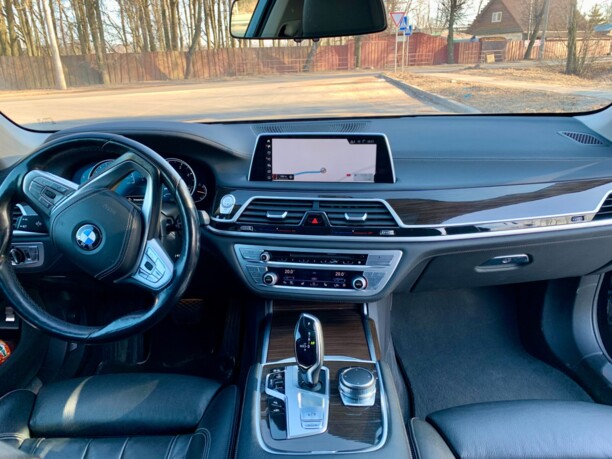 BMW 7 серия G12 (Long), 2017 г.