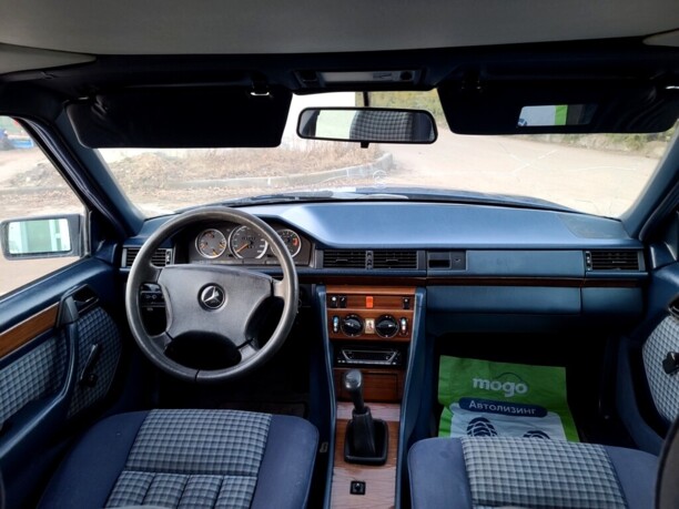 Mercedes-Benz E-Класс W124, S124, C124, A124, 1992 г.
