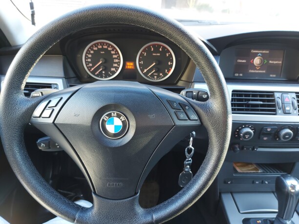 BMW 5 серия E60, E61, 2004 г.
