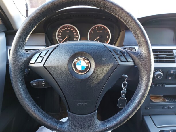 BMW 5 серия E60, E61, 2004 г.