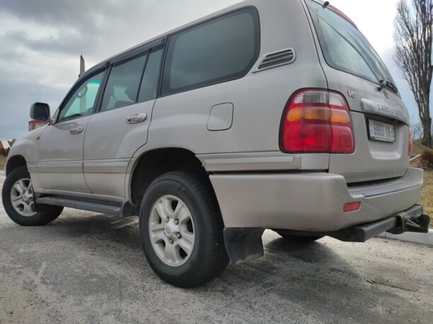 Toyota Land Cruiser J100, 2001 г.