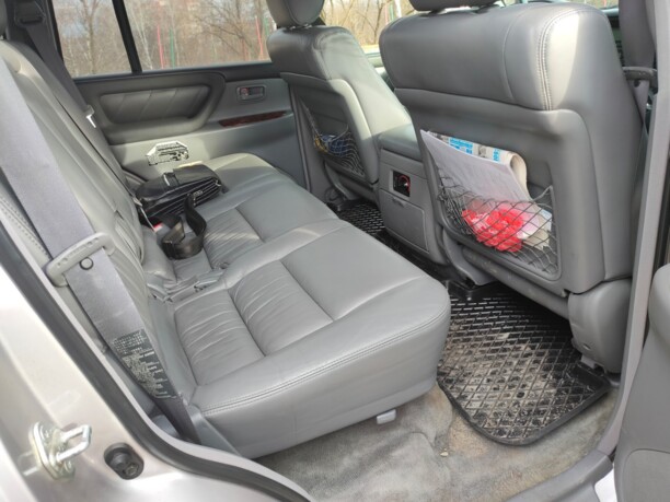 Toyota Land Cruiser J100, 2001 г.