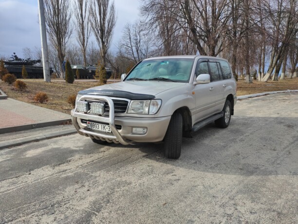 Toyota Land Cruiser J100, 2001 г.