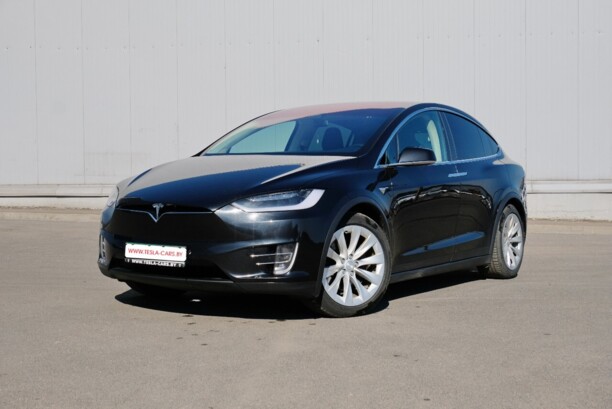 Tesla Model X, 2018 г.