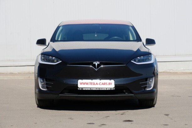 Tesla Model X, 2018 г.