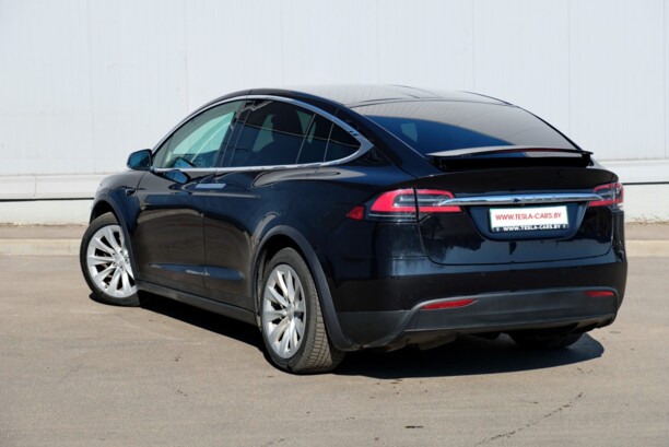 Tesla Model X, 2018 г.