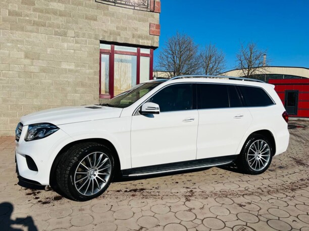 Mercedes-Benz GLS X166, 7 мест, 2016 г.