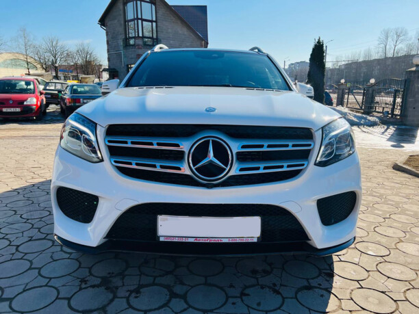 Mercedes-Benz GLS X166, 7 мест, 2016 г.