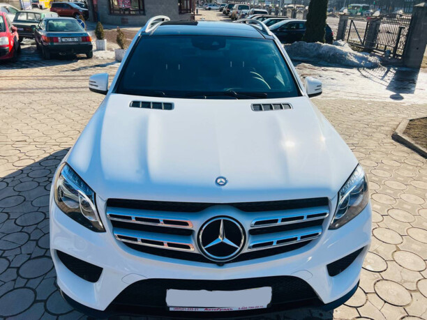 Mercedes-Benz GLS X166, 7 мест, 2016 г.