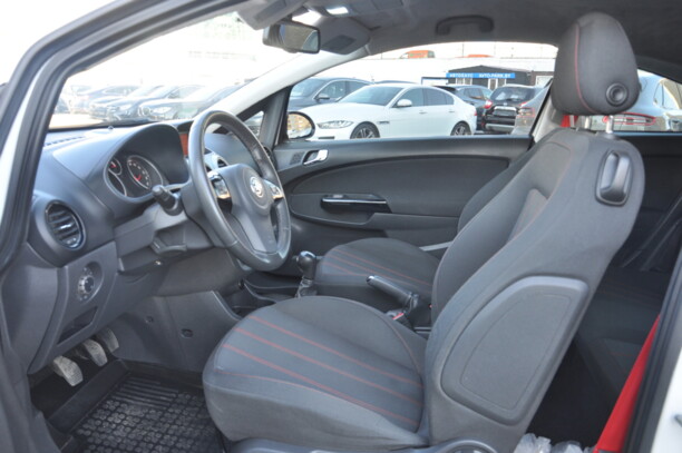 Opel Corsa D, 2010 г.