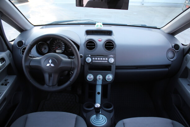 Mitsubishi Colt VI, 2006 г.