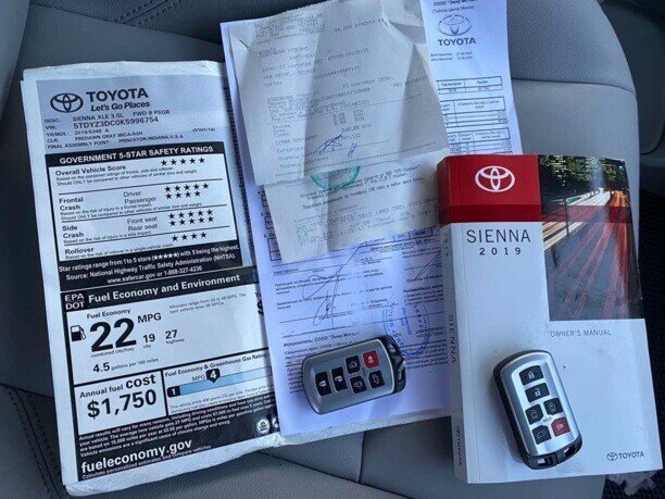 Toyota Sienna III (XL30), 7 мест, 2018 г.