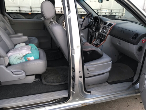 Kia Carnival I · Рестайлинг, 7 мест, 2005 г.