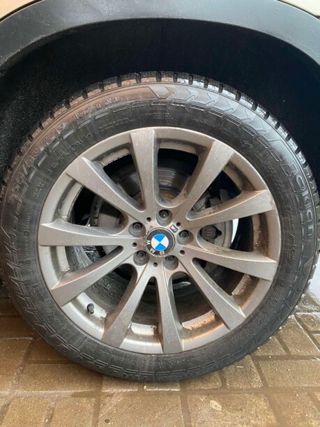 Легковые шины Nokian Hakkapeliitta 255/50 R19 4 шт.