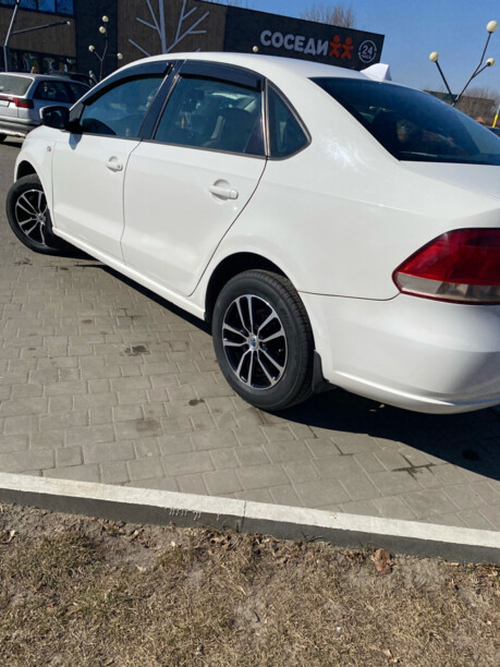 Volkswagen Polo Sedan I, 2011 г.
