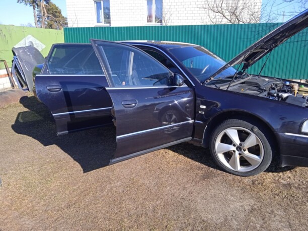 Audi A8 D2, 2000 г.