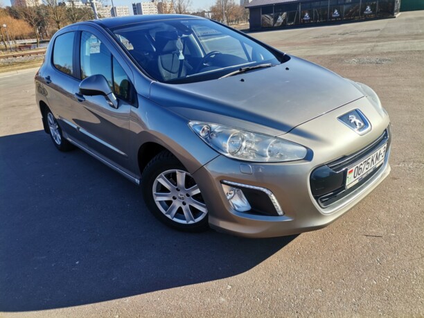Peugeot 308 T7 · Рестайлинг, 2011 г.