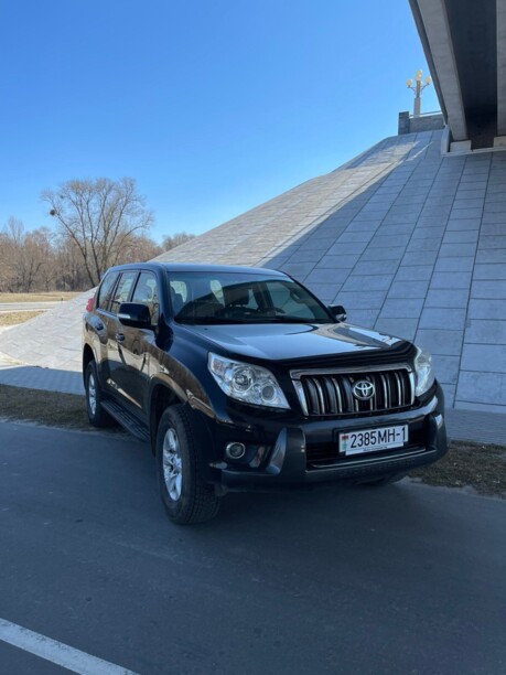 Toyota Land Cruiser Prado J150, 7 мест, 2010 г.