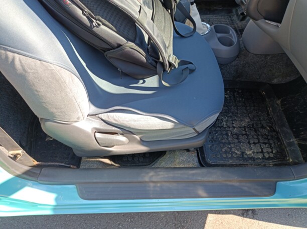 Toyota Yaris I (P1), 1999 г.