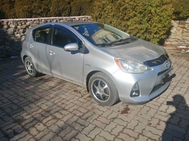 Toyota Prius C I, 2014 г.