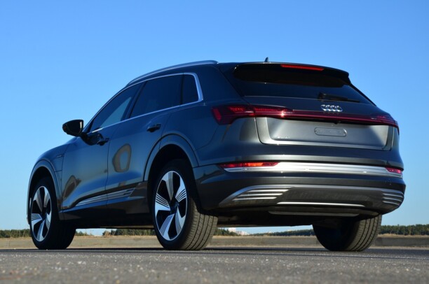 Audi e-tron, 2019 г.