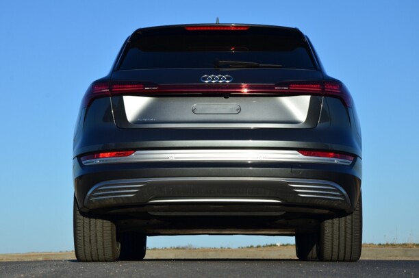 Audi e-tron, 2019 г.